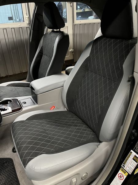 Чохли для авто Ford Kuga 2011-2021 32198276 фото